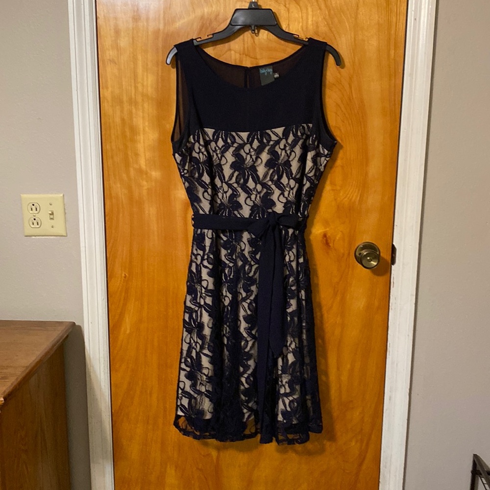 Beautiful lined navy lace dress